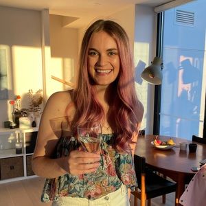 Meet your Posher, Emma